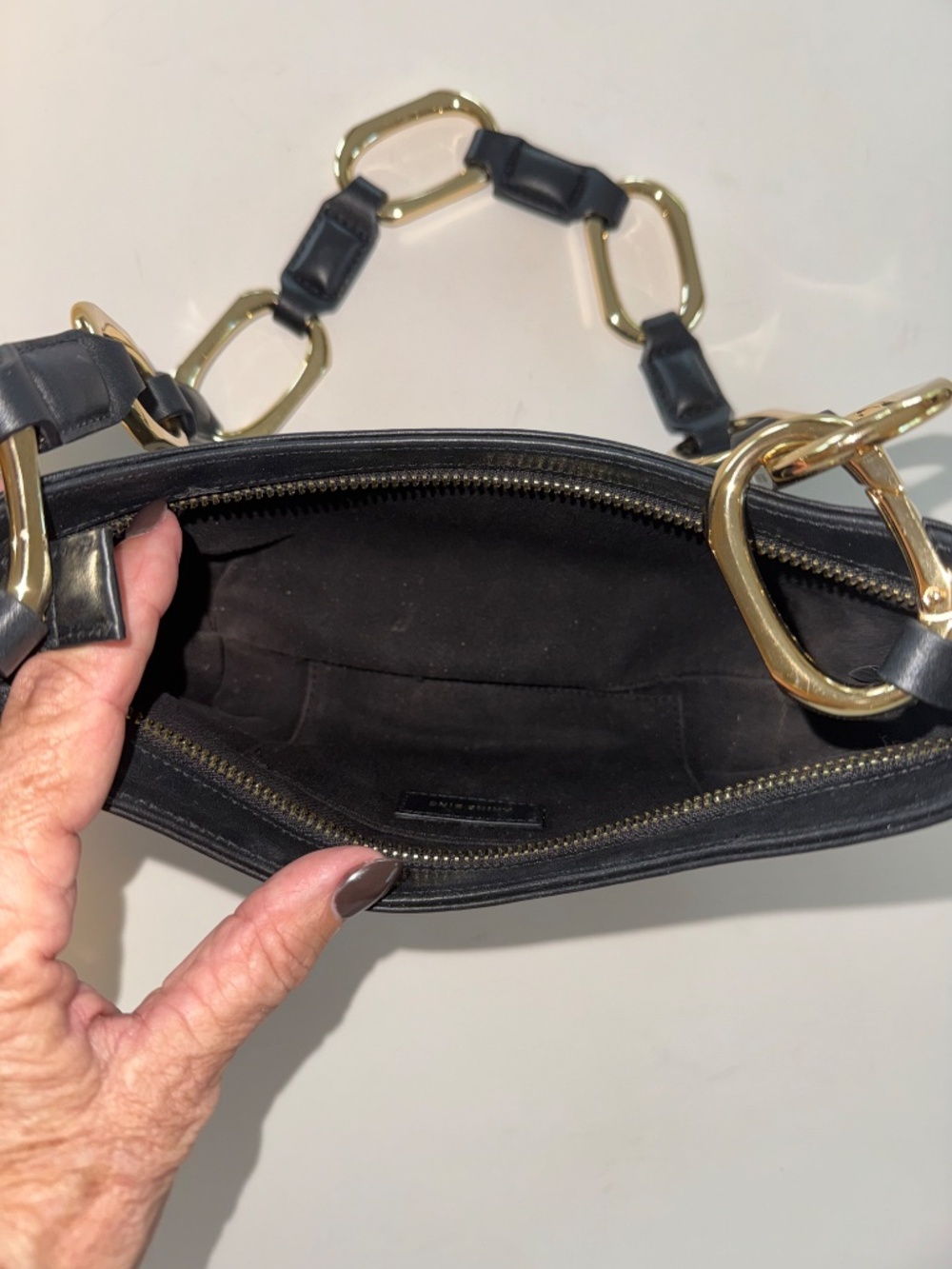 Anine Bing Black Small Kate Shoulder Bag with Gold-Link Chain. style ANINE31172 - Picture 3 of 4